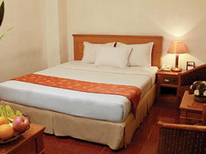 Hotel Pardede International Медан Экстерьер фото